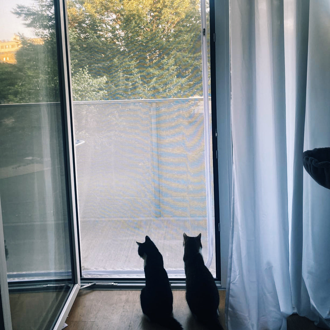 Zip-In Mesh Cat Door Curtain
